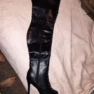 Size 10 women's knee high boots